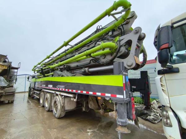 Used 2023 Zoomlion 70m Pump Truck With Sitrak Chasis For High-rise Construction