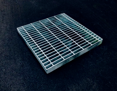 Stainless Steel Grating High-load-bearing Anti-slip Q235/Q345/SS304/SS316 Material