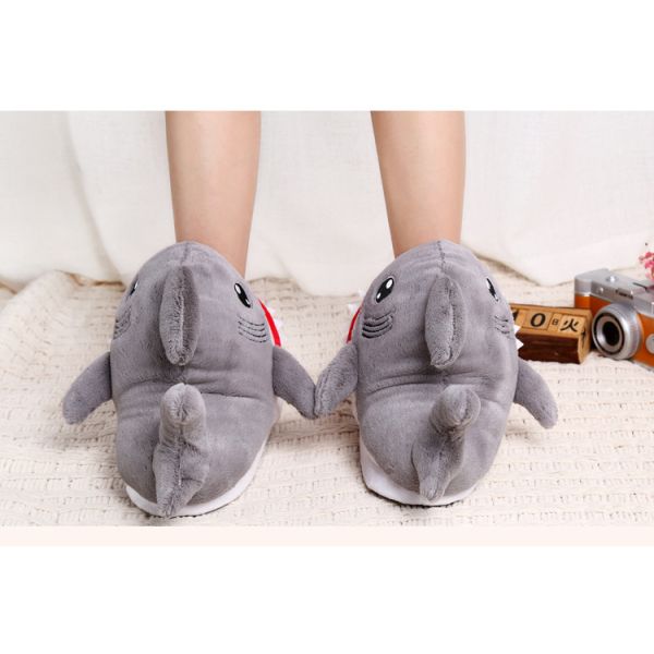 Y-Z Winter Cartoon Animal Soft Warm Fuzzy Shark Shoes Funny Fluffy House Indoor Floor slippers