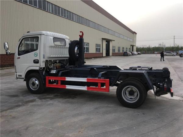 A remoção Waste do braço de Hooklift da tonelada 4 Ton-5 transporta o recipiente do lixo que puxa Dongfeng