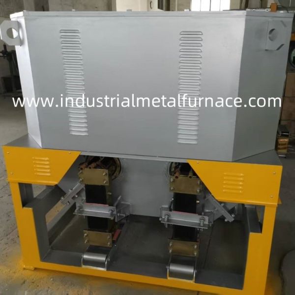 Fuego de inducción de fusión de metal de fundición por gravedad industrial de 2 cámaras de 90 kW para cobre