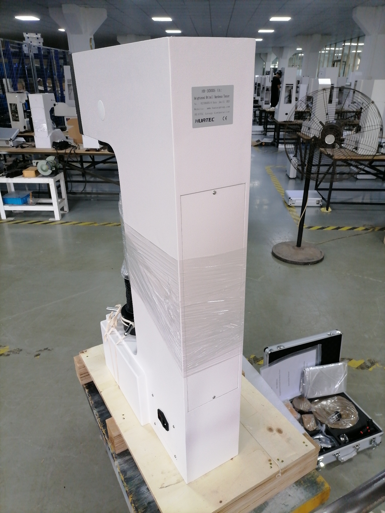 HB-3000S(H) High Precision Digital Brinell Hardness Meter Closed-loop Sensor Loading 400mm Max Height Casting Alloy Steel Hardness Detector