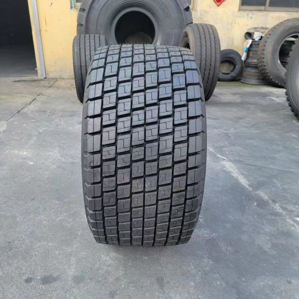 Steel Radial Commercial Truck Tires 445/45R19.5