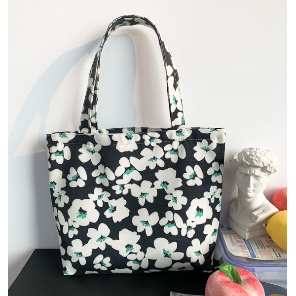 Weekend Getaway Essential Custom Logo Quilted Handbag with Inside Pockets and Style