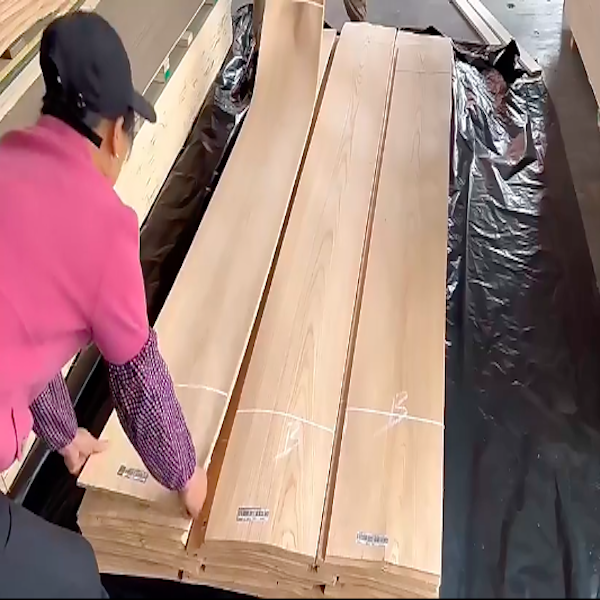 Натуральные панели из дубовой фанеры, FSC Красный 0,45 мм дубовая фанера для полов