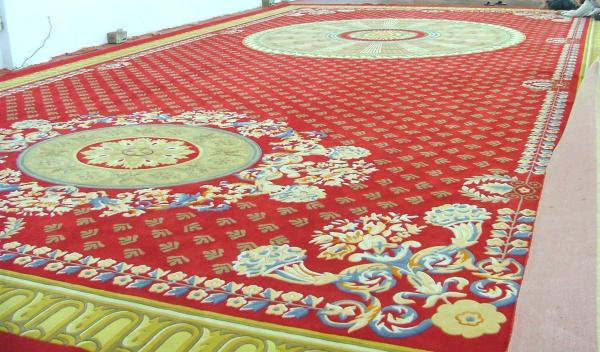 Square Handmade Woollen Carpet Pile Height 11mm Customized Service