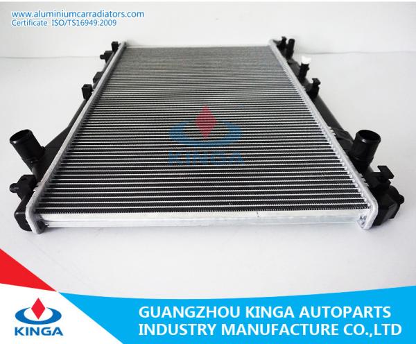 OEM 17700-67J00 Suzuki Radiator for ESCUDO/GRAND/VITARA'05 MT