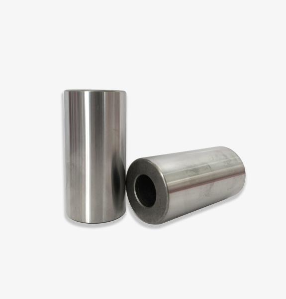 3950549 Engine Spare Parts Piston Pin For Piston 3929161 6CT 6D114