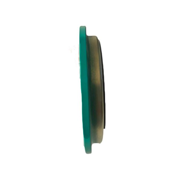 King Long Bus Rear Wheel Hub Oil Seal 3762726 HNBR -40C to 80C Direct Replacement Bus Spares