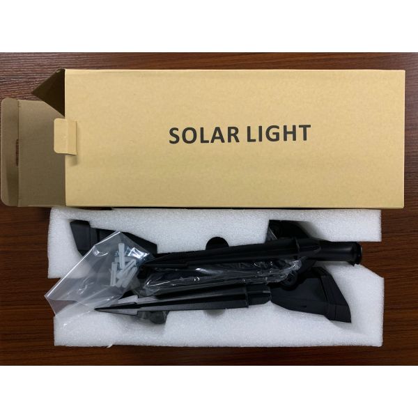 Proyector ajustable integrado solar|El panel fotovoltaico del silicio monocristalino de la prenda impermeable LED|Nueva tierra de la batería de litio