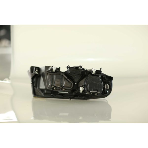 2005 2007 2008 2006 Volkswagen Passat conjunto de faros 3BD 945 017 B