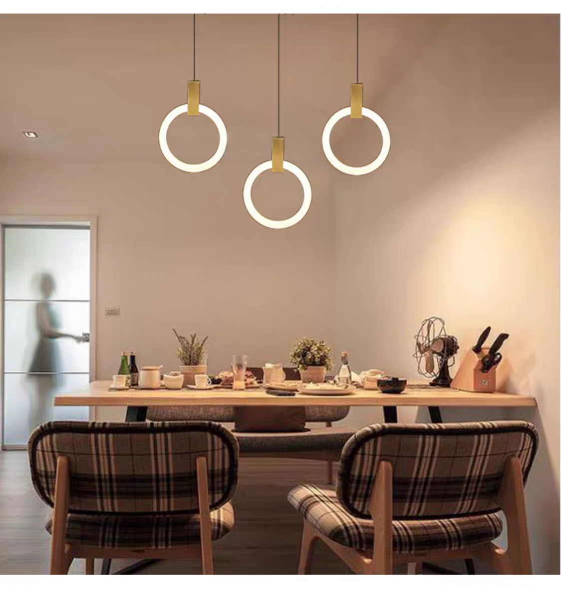 Apartamento Duplex de escalera de loft con lámparas de luz con elegir simple moderno para la villa anillo lámparas de luz largas 10KG de oro / diseño personalizado