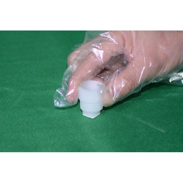 L013 Exfoliated cell sticking up vial