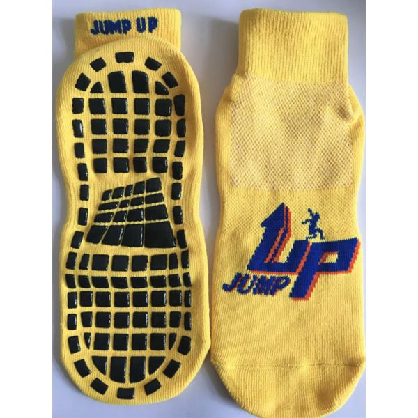 China Wholesale Trampoline Type Socks/ Polyester Kids Sports Trampoline Socks/ Non Slip Yoga Socks Kids Trampoline Socks