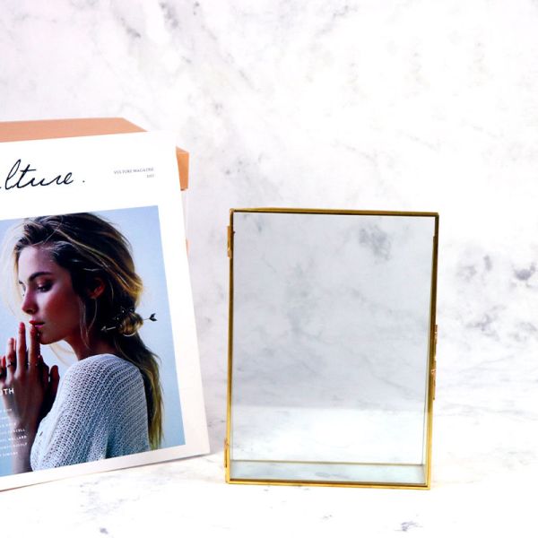 Glass artifact Photo Frame Brass Retro Creative glass artwork Metal photo frame plant cover