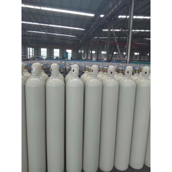 Compressed Gas Cylinder in Pressure Vessel