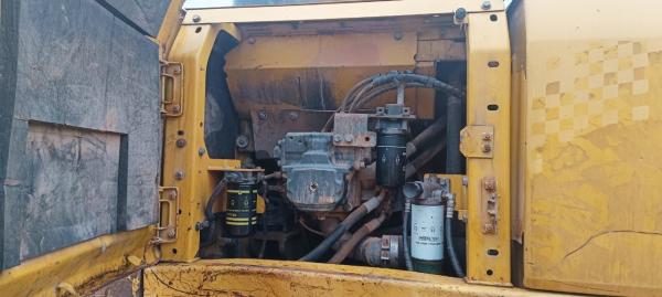 Second Hand Pc200-8 Komatsu 20 Ton Crawler Excavator Used komatsu pc200 Excavator