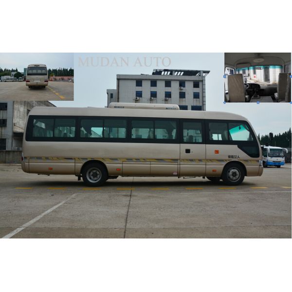7.7M Length Toyota Coaster Van Passenger Mini Bus With 70L Fuel Tank