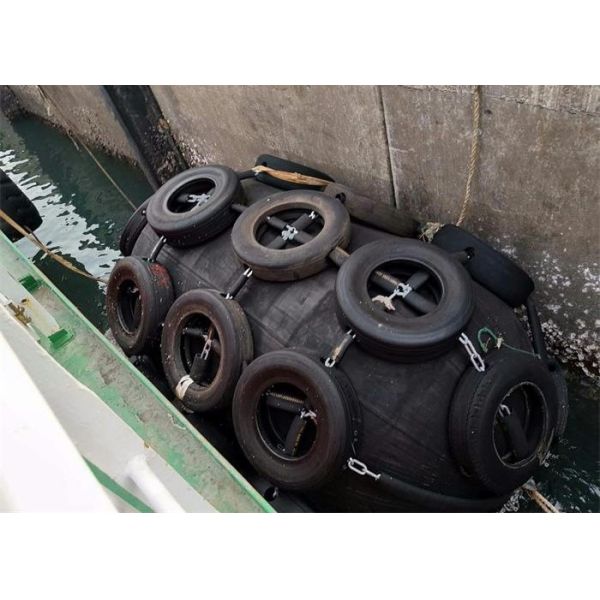 Yokohama Floating Ship Fender Pneumatic Boat Marine Rubber Fender
