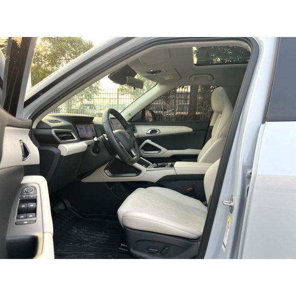 BYD 2025 Yuan UP Smart Edition with 401KM range Automatic transmission in Like-new condition