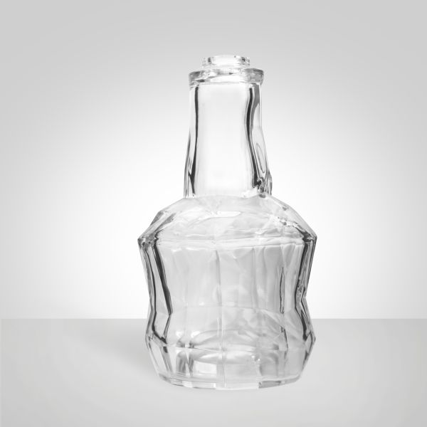Super Flint Diamond Cut Glass Decanter , XO, brandy , Vodka Liquor Gin Rum Tequila Whisky Brandy Spirit Glass Bottle With Solid Glass Stoppers