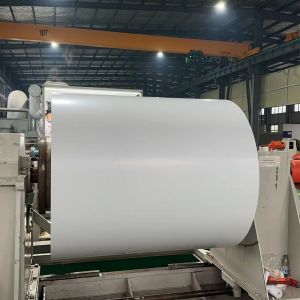 Bobine d'aluminium prélaquée 0,2 mm Alliage 1060 pour étagères de présentation au détail