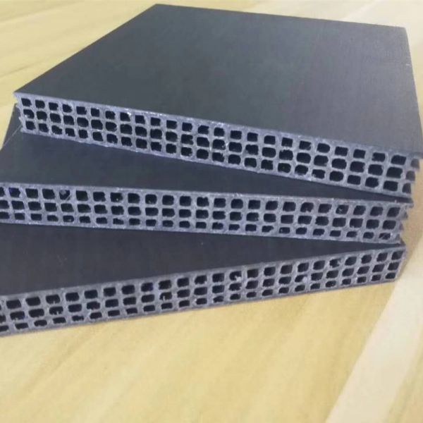 110kw PP Sheet Making Machine 220V / 380V / 415V Hollow Board Extrusion Line With S Motor