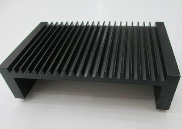 O preto anodizou os perfis de alumínio do dissipador de calor, radiadores de alumínio expulsos do dissipador de calor