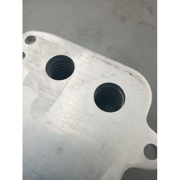 High quality oil cooler 070 117 021 D for Multivan Touareg 2.5