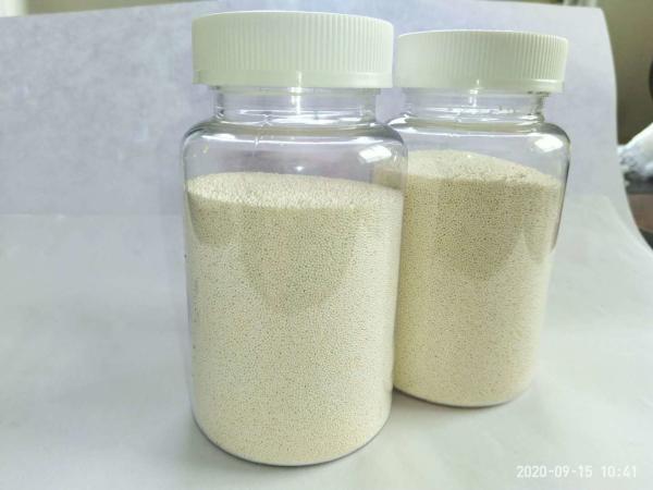 Industrie du traitement de l'eau Résine d'échange anionique à base faible macroporeuse à 99,9% de pureté