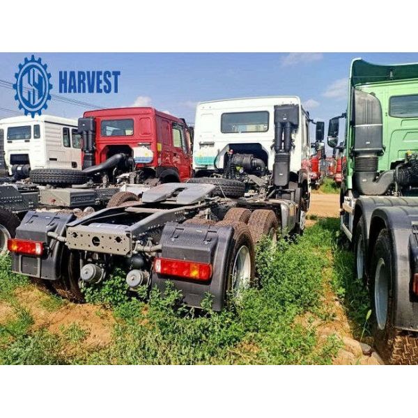 Радиальный 12.00R20 топливный бак 400L RHD покрышек 6x4 HOWO основной - тележка двигателя