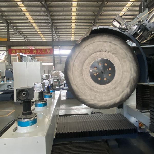 High Precision Metal Surface Treatment Polishing Machine Brass Zinc Alloy Finishing Buffing Equipment