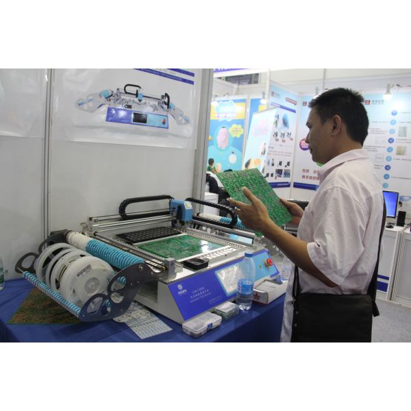 2 выбор фидеров CHMT48VB Benchtop SMD голов 58 и робот все места в одном обломоке Mounter