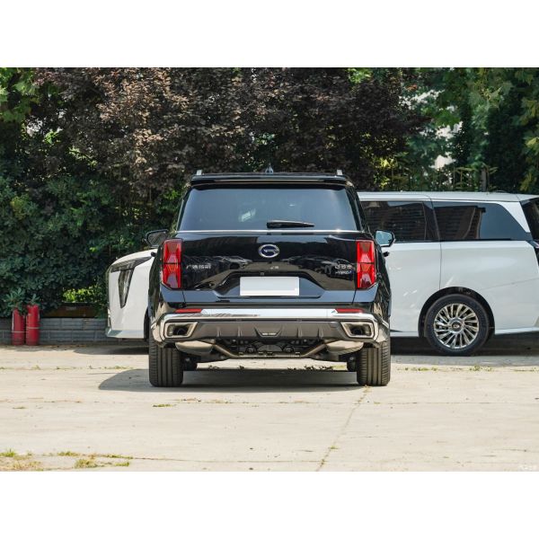 Best 5-Door 7-Seater SUV 2023 GAC Trumpchi GS8 Gasoline SUV Car with Panoramic Sunroof