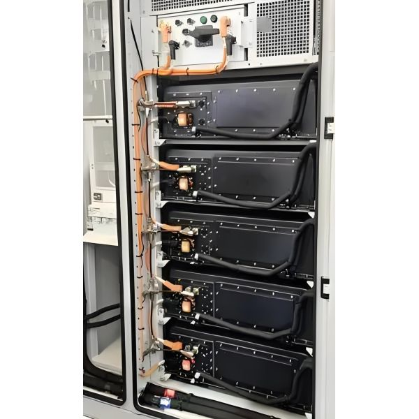 Armoire de stockage d'énergie commerciale 100 kW 220 kWh - Stockage de batteries commercial