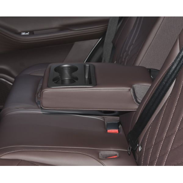 Места SUV версии 5 Chery TIGGO 8 PRO 2022 390T 254HP 4WD обширных