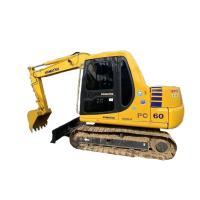 PC60 Excavateur Komatsu d'occasion 7030 mm Hauteur 3900 mm Profondeur Excavateur monté sur rampant