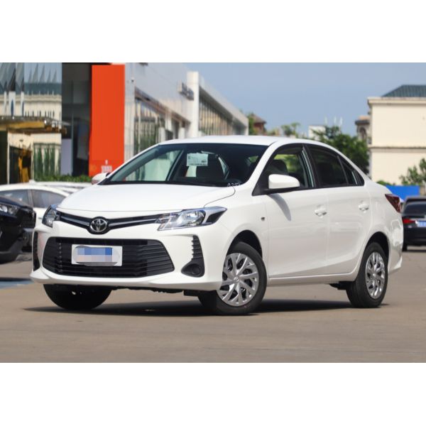 Превосходное представление Тойота Vois 2022 салонов мест дверей 5 автомобилей 4 1.5L CVT экспортера новых небольших профессиональных/подержанных автомобилей