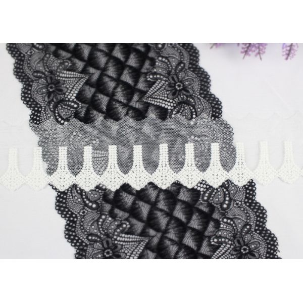 Équilibre français de dentelle de maille de broderie cranté par blanc pour le coton 100% de robe de soirée de jeune mariée