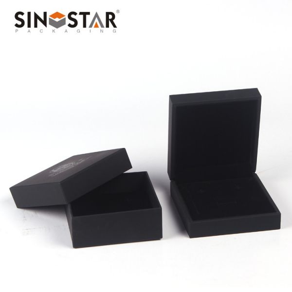 Хранение и организация ювелирных изделий в прозрачной пластиковой упаковке