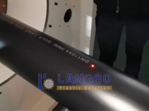 Machine de fabrication de tuyaux en PE pour l'approvisionnement en eau