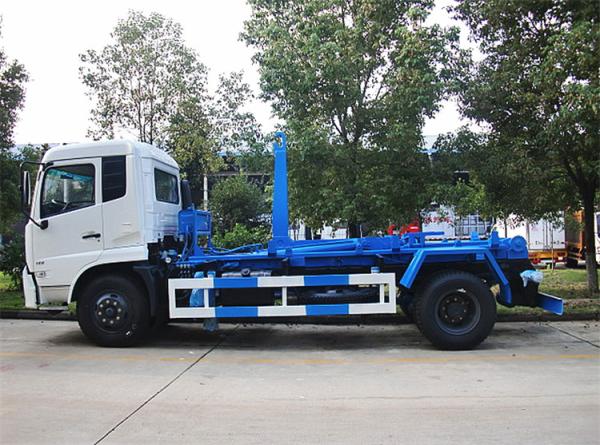 10 Ton Diesel Garbage Transport Truck , 4x2 Hook Lift Waste Truck