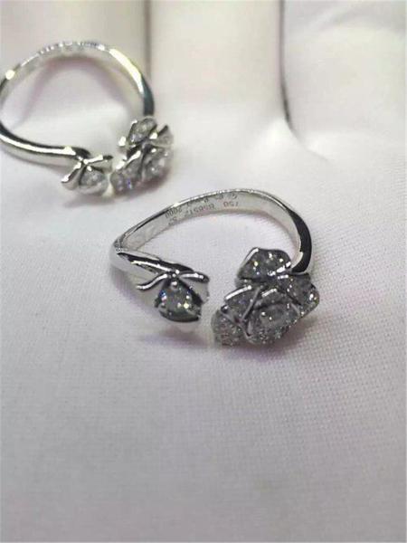18k gold  white gold yellow gold rose gold diamond ring
