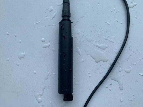 Le débouché d'eaux usées a suspendu le mètre en ligne IP68 de solides solubles totaux du capteur RS485 de solides
