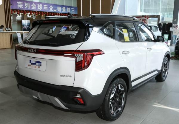 Kia Seltos 2026 1.5L IVT Premium Edition Gasoline Car