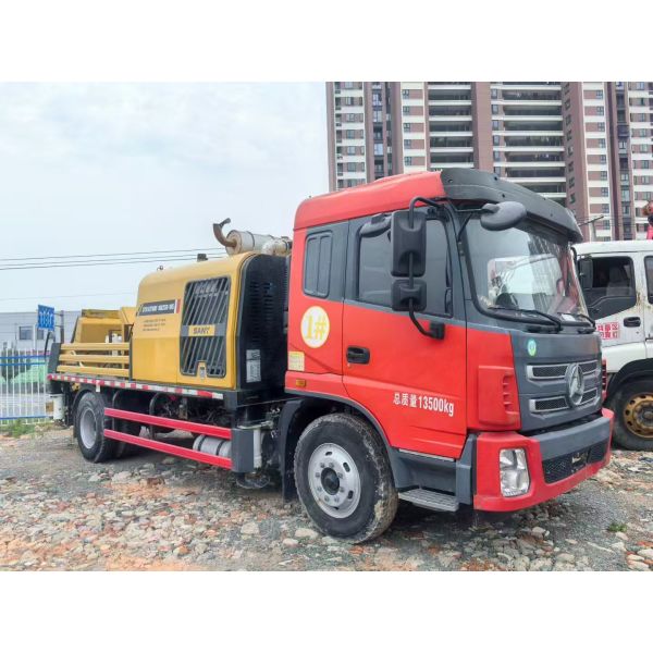 SANY 2022 10023 Bomba de hormigón montada en camión