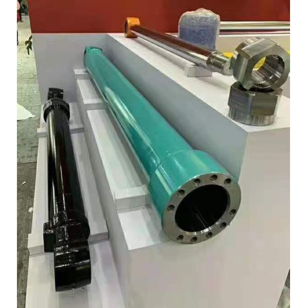 Совсем новый экскаватор Sk200-8 Sk200-10 Гидравлический цилиндр масла, используемый для экскаватора