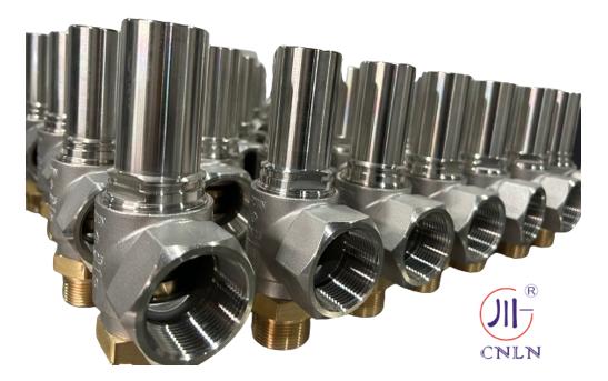 ステンレス鋼低温安全弁 3/8''-2'' -196℃～+120℃