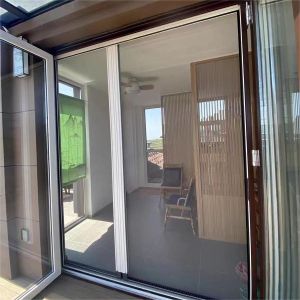 Trackless Screen Door