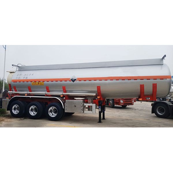 Jost E100 Landing Leg and Air Suspension 18000 Gallon Oil Tanker Trailer for Sale
